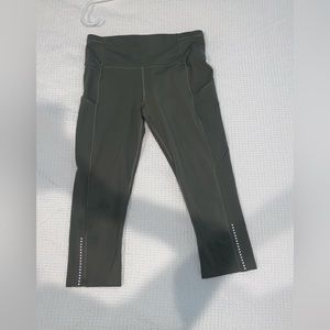 Lululemon size 8 olive green